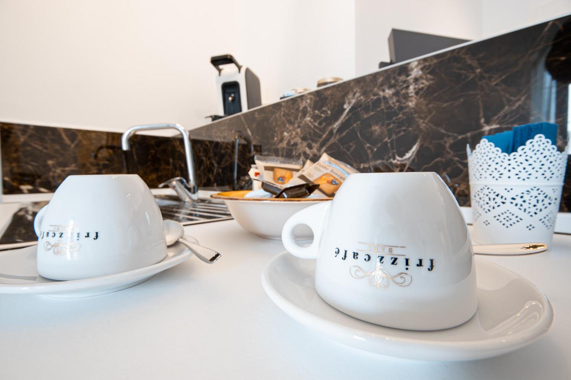 Frizzcafe Loft In Polignano A Mare Apartment Exterior photo